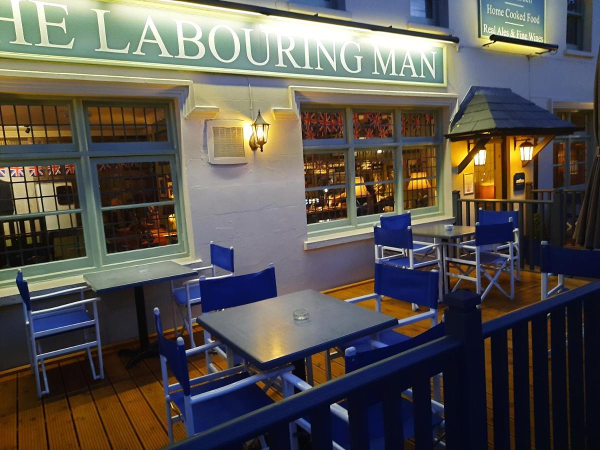 ホテル The Labouring Man Coldwaltham エクステリア 写真